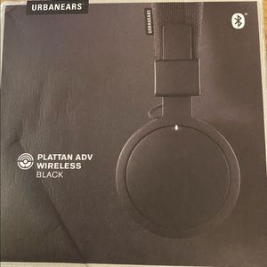 Urban ears headphones nwt in box